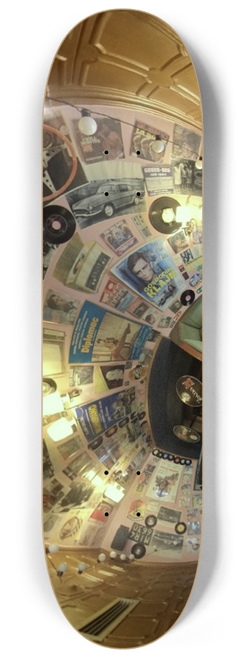 Car and record bar Portugal GLOW
